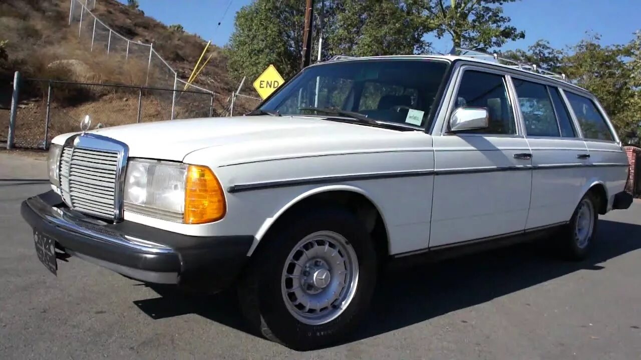 Мерседес 123 дизель купить. Mercedes w123 300 td. Mercedes-Benz w123, 1983. Мерседес 300td w123. Mercedes 300td.