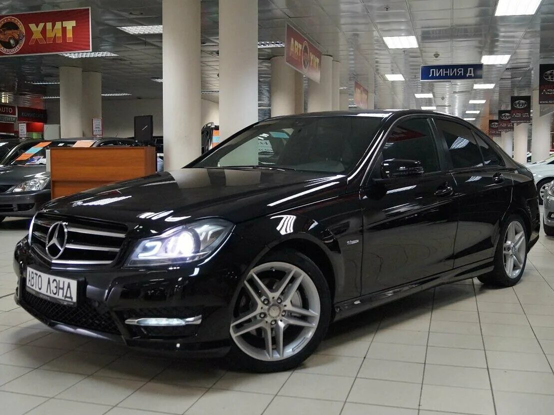 Мерседес 204 купить. Мерседес 204 черный. Mercedes Benz c class w204 черный. Mercedes Benz w204 черный. Мерседес w204 2013.