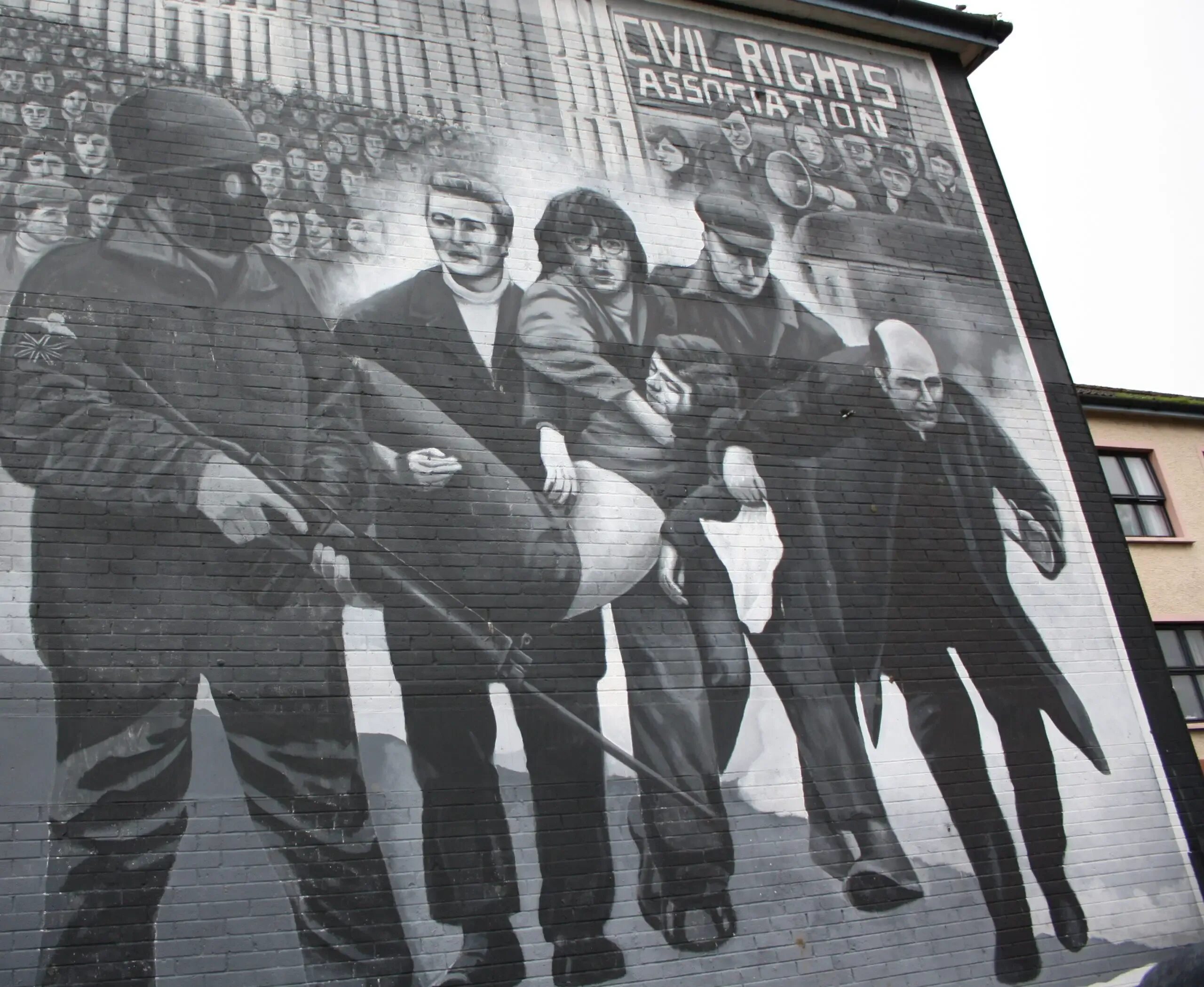 Кровавое воскресенье 1972 Ирландия. Кровавое воскресенье Лондондерри. Кровавое воскресенье Северная Ирландия 1972. Теракт в пятницу