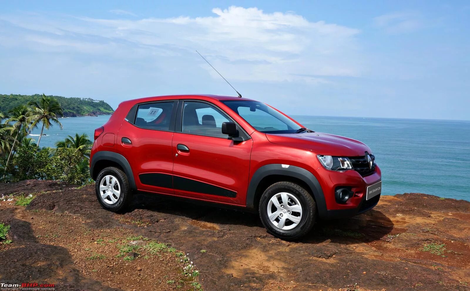 Лучшие бюджетные авто. Шевроле onix 2020. Renault sandero 1 концепт. Nissan datsun mi-do. Renault sandero stepway 2020.