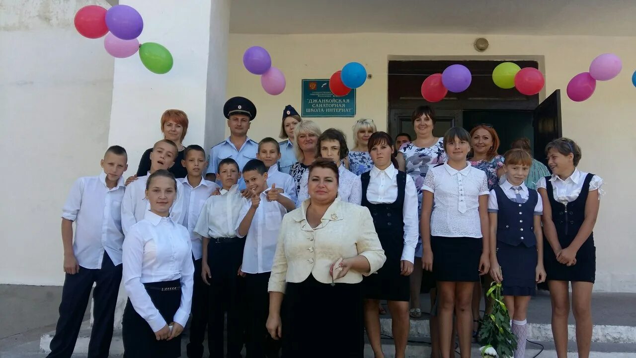 элжур 150 школа. нестерова имени в. пацаева". нестеровская школа пацаева. школа в ганино киров.