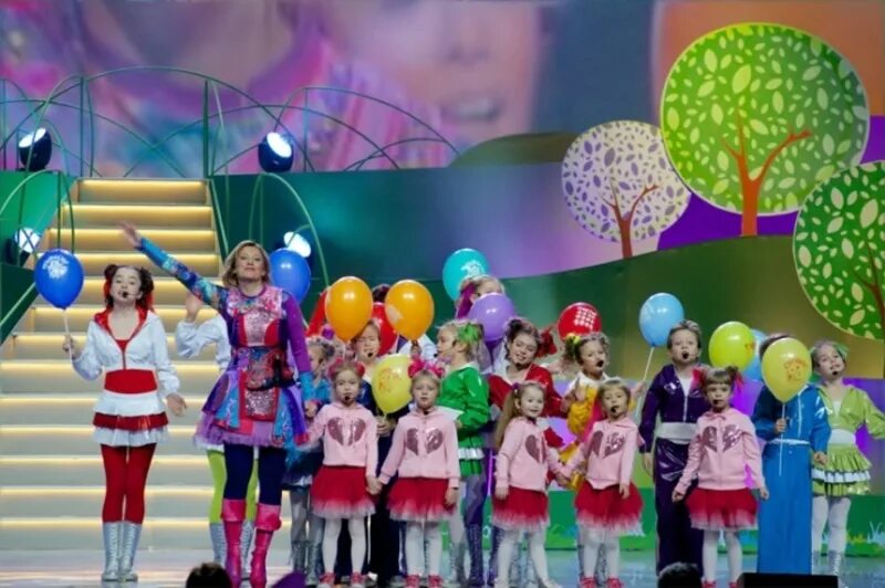 текст песни это моя семья домисолька. домисолька школа текст песни. текст песни школа. школа группа домисолька. домисолька школа текст.