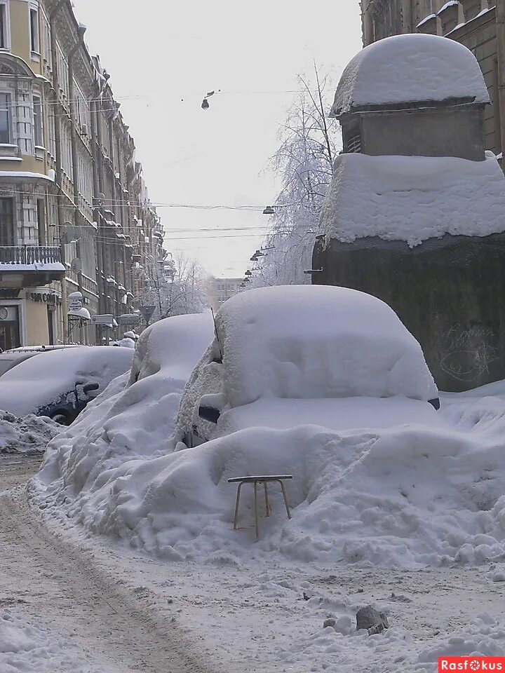Какая была зима 2010. Ледяной дождь в москве 2010. Ледяной дождь в россии. Зима 2010 года. Снежная зима в питере 2010 год.