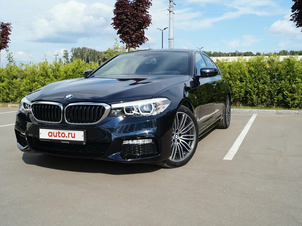 Бмв 5 g30. Bmw g30 черный карбон. Бмв 520d xdrive. Бмв g30 черный. Бмв g30 черный.