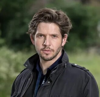 Дэмиен мандер.