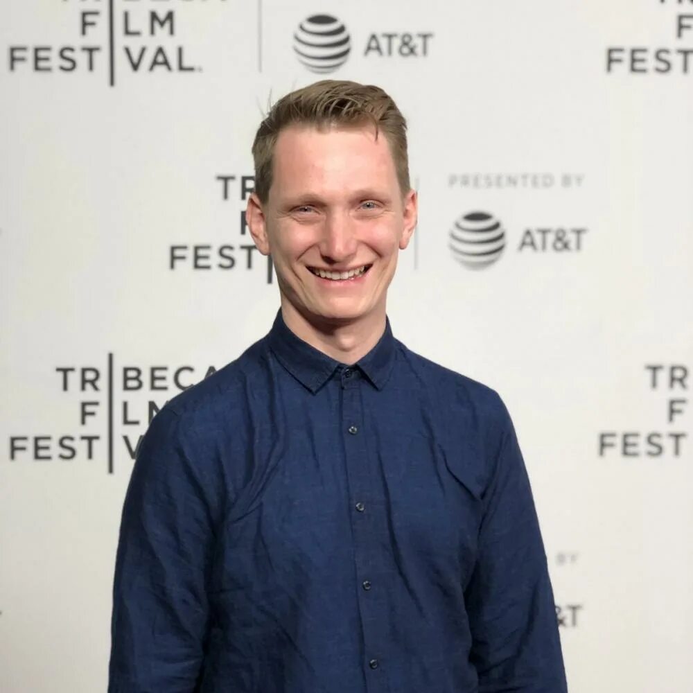 Том харпер. Tom harper (actor). Том харпер сейчас. Харпер режиссер. Том хартер.
