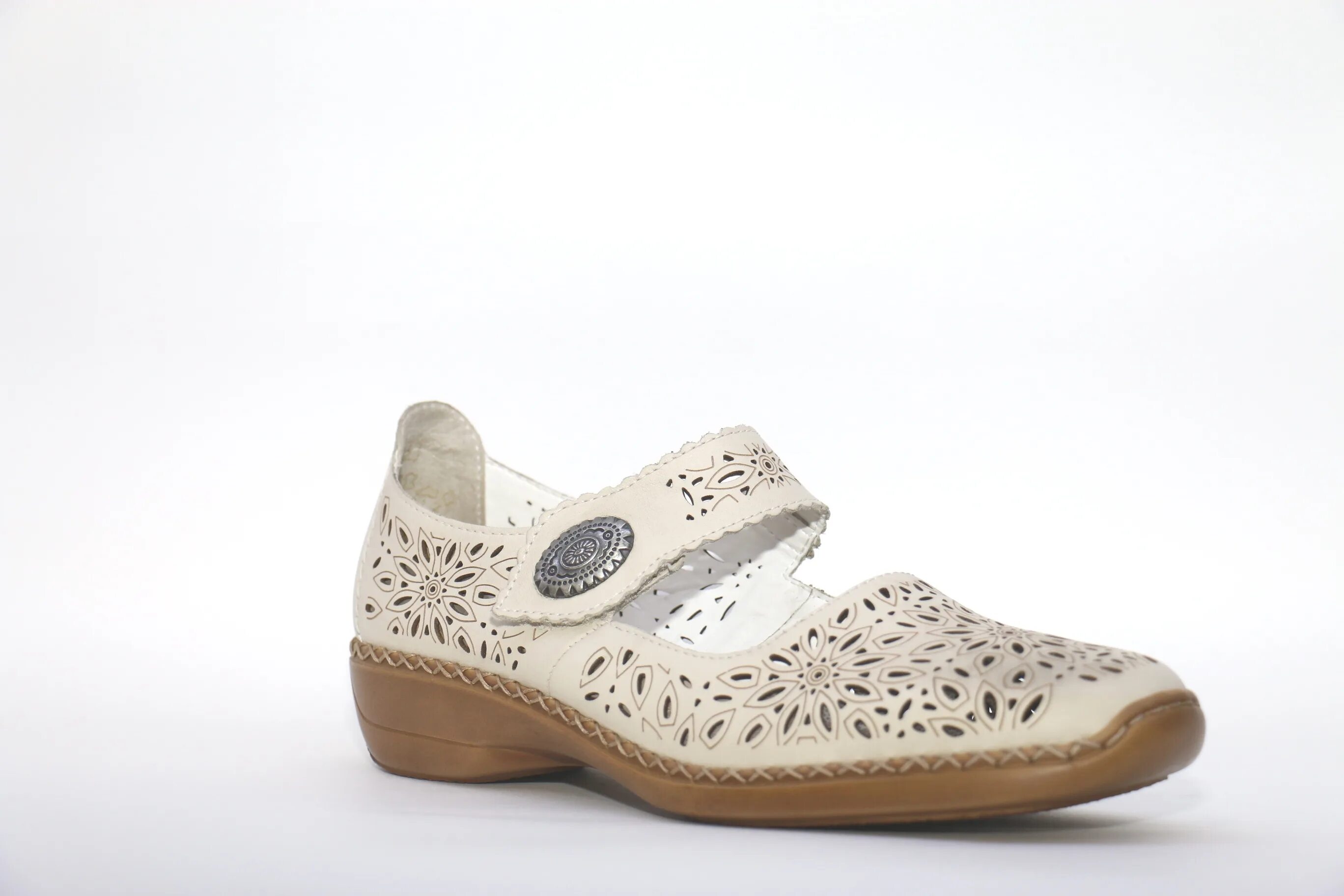 рикер обувь каталог в минске. туфли райкер антистресс рикер. обувь райкер меридиан. босоножки рикер 2022 лето. обувь рикер больших размеров для женщин.