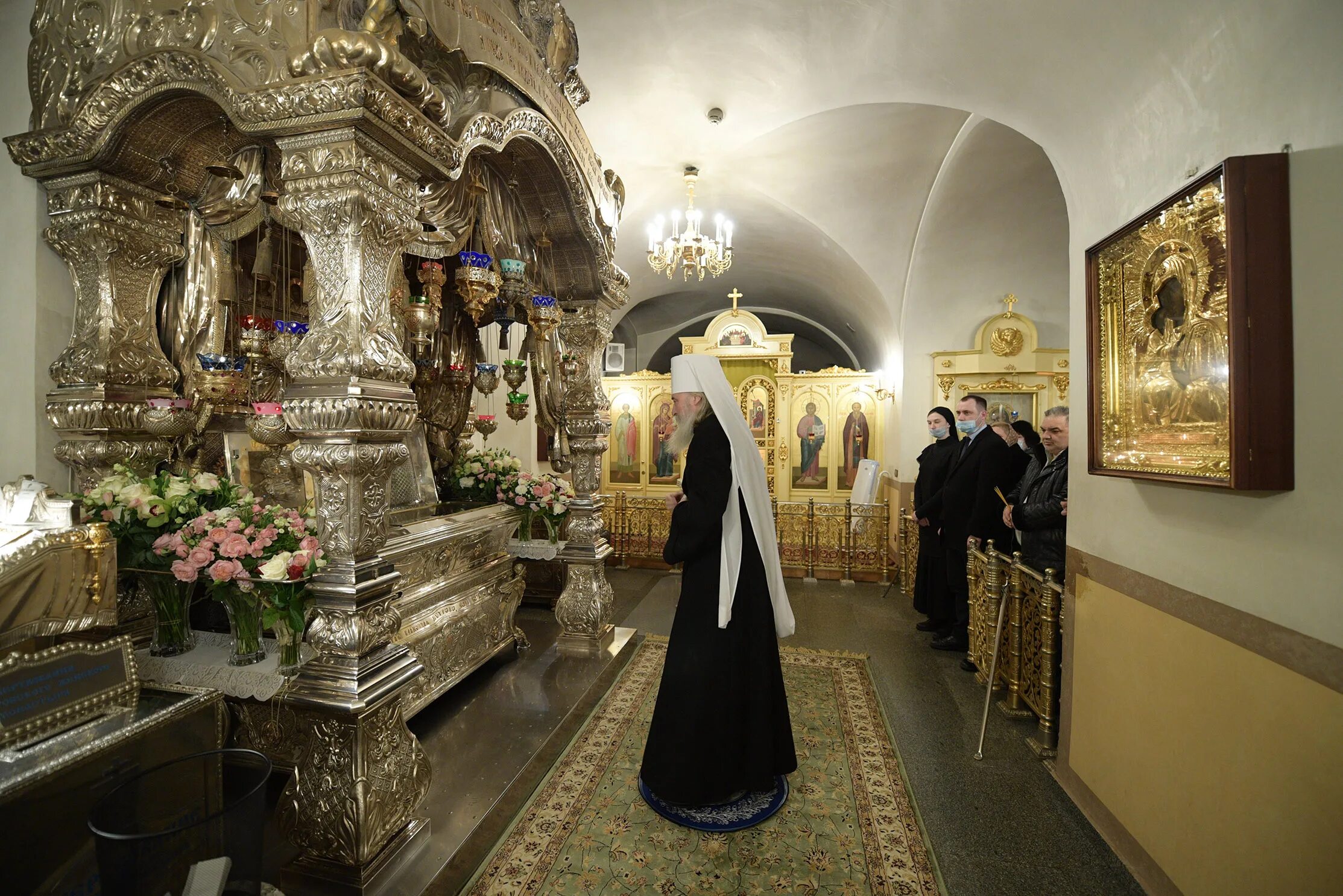 Икона умиление в верхотурье в женском монастыре. Матрона московская монастырь икона. Иконы в покровском женском монастыре. Иконы в покровском женском монастыре. Иконы в покровском женском монастыре.