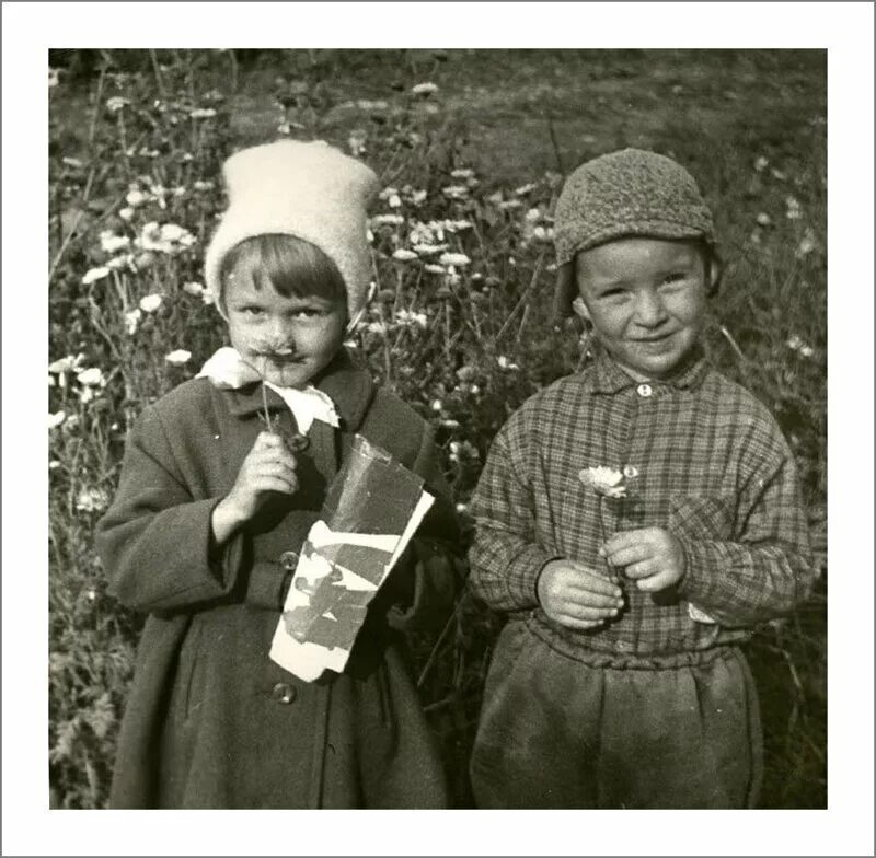 Детство советских детей. Советские снимки детей. Советские фотокарточки. Советские младенцы.