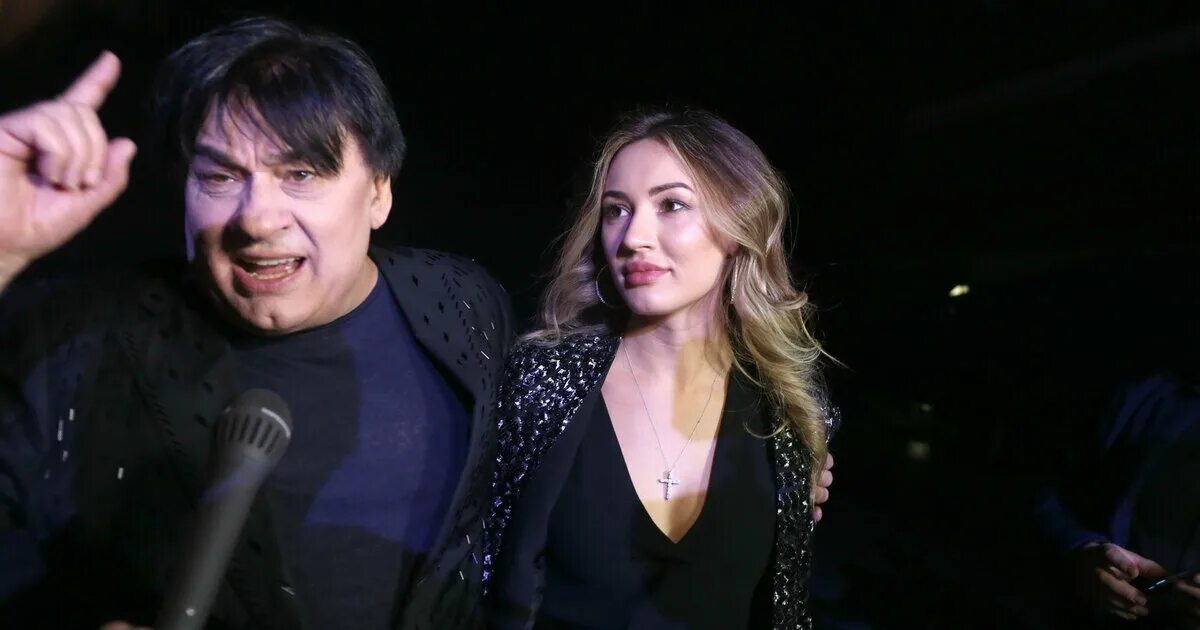 Игорь Николаев рассекретил мужа Мишель Серовой на свадебном видео