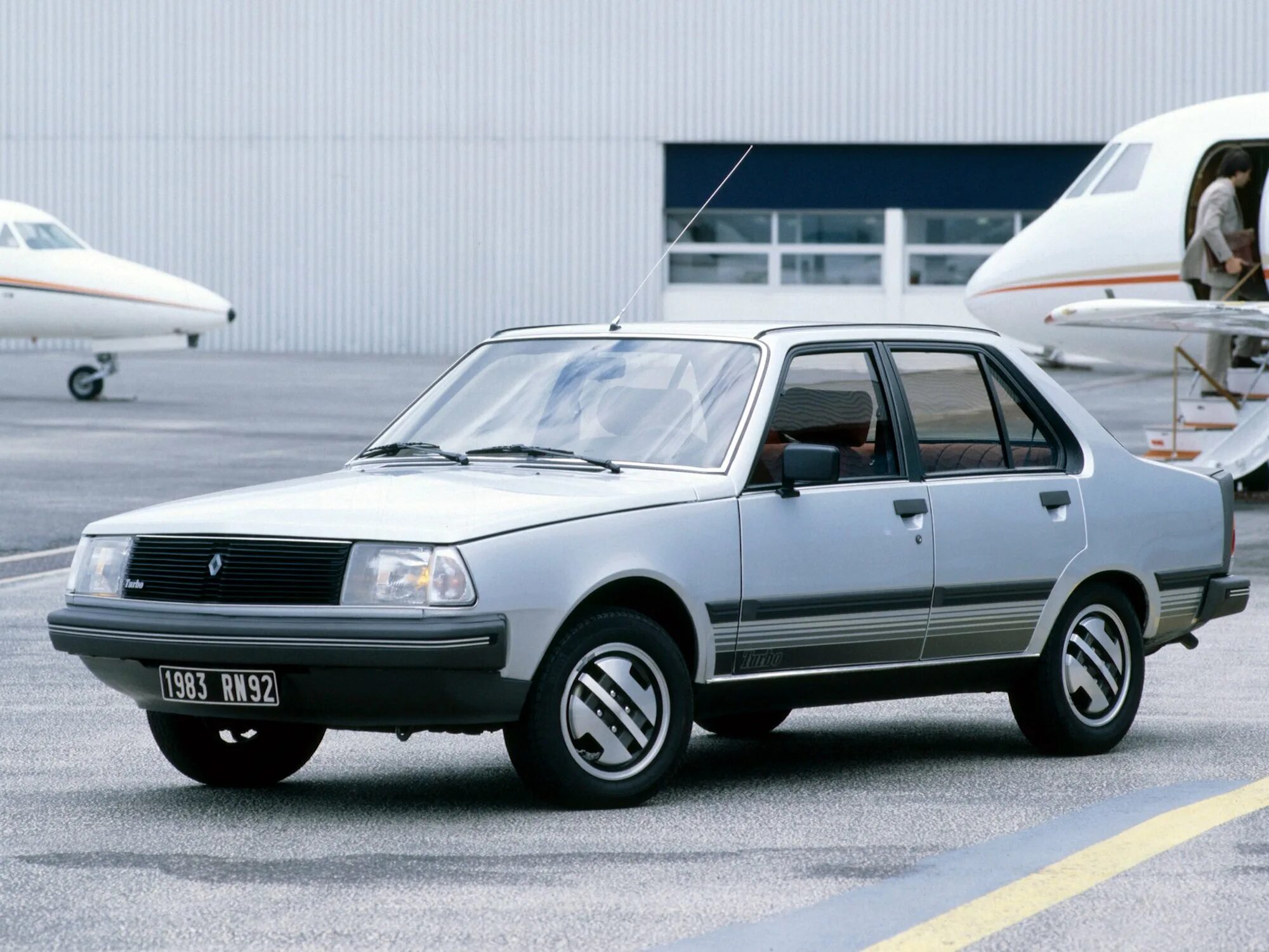 Renault 18. Рено 18 седан. Рено седан 1980. Renault 18 1.6 1 поколение. Купить рено 18