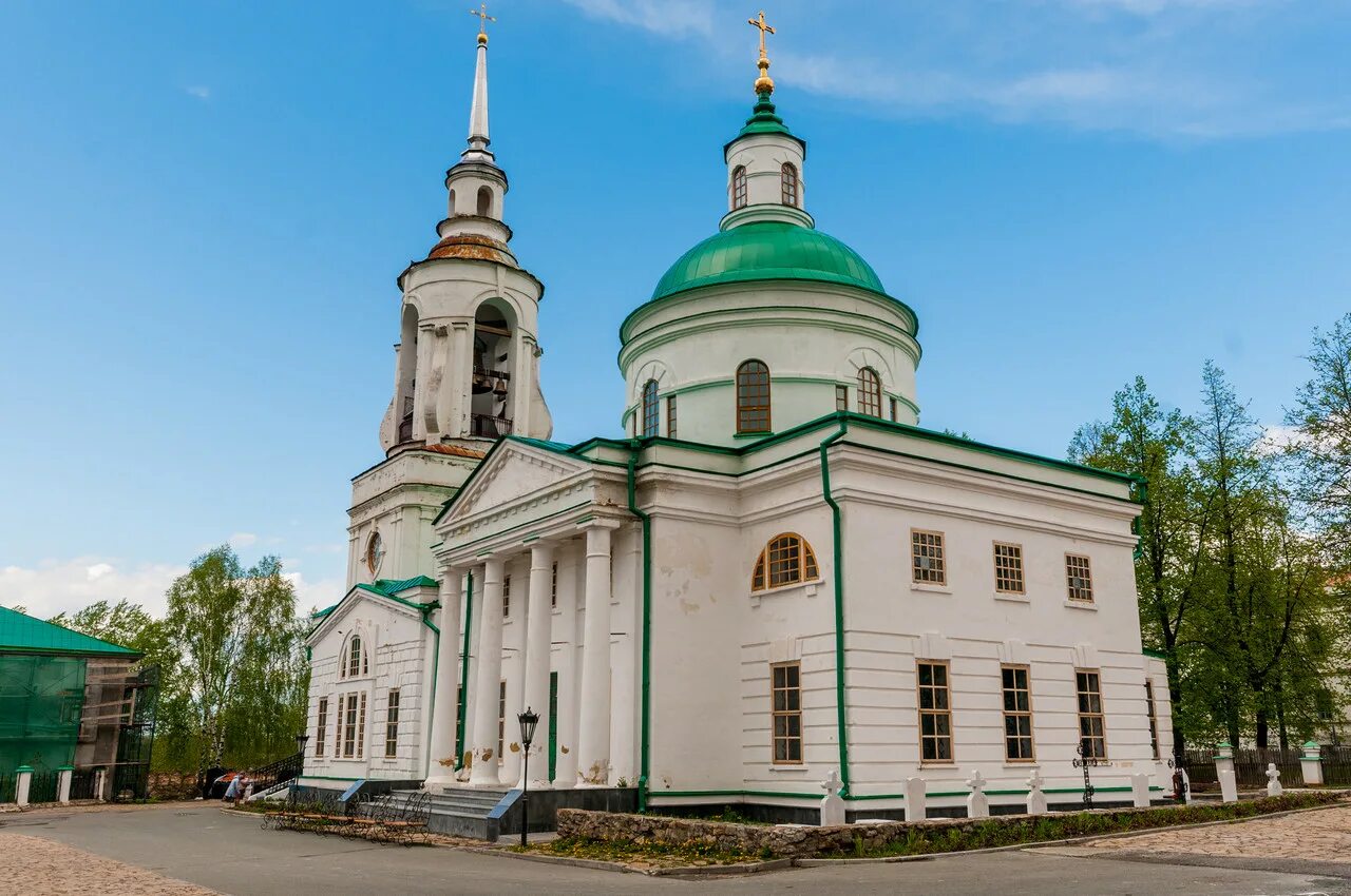 Номер телефона церкви г. Николаевская Церковь Верхотурье. Крестовоздвиженская Церковь Преображенская площадь. Крестовоздвиженская Церковь (Изюм).