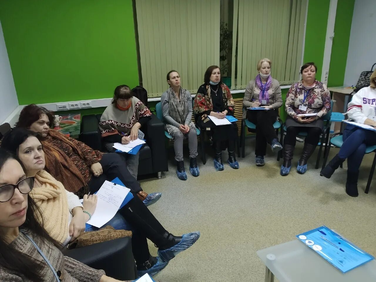 институт приемных семей. институт приемных семей. дума хабаровска. комитет по социальным вопросам. при поддержке фонда президентских грантов.