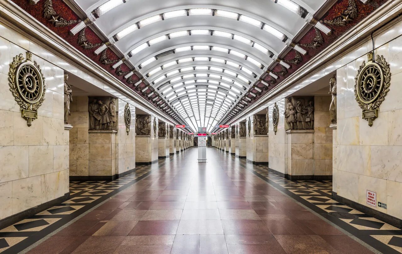 Метро в кировском районе санкт петербурга. Метро кировский завод вестибюль. станция метро нарвская вестибюль. вестибюль метро кировский завод санкт-петербург. станция метро нарвская санкт-петербург вестибюль.