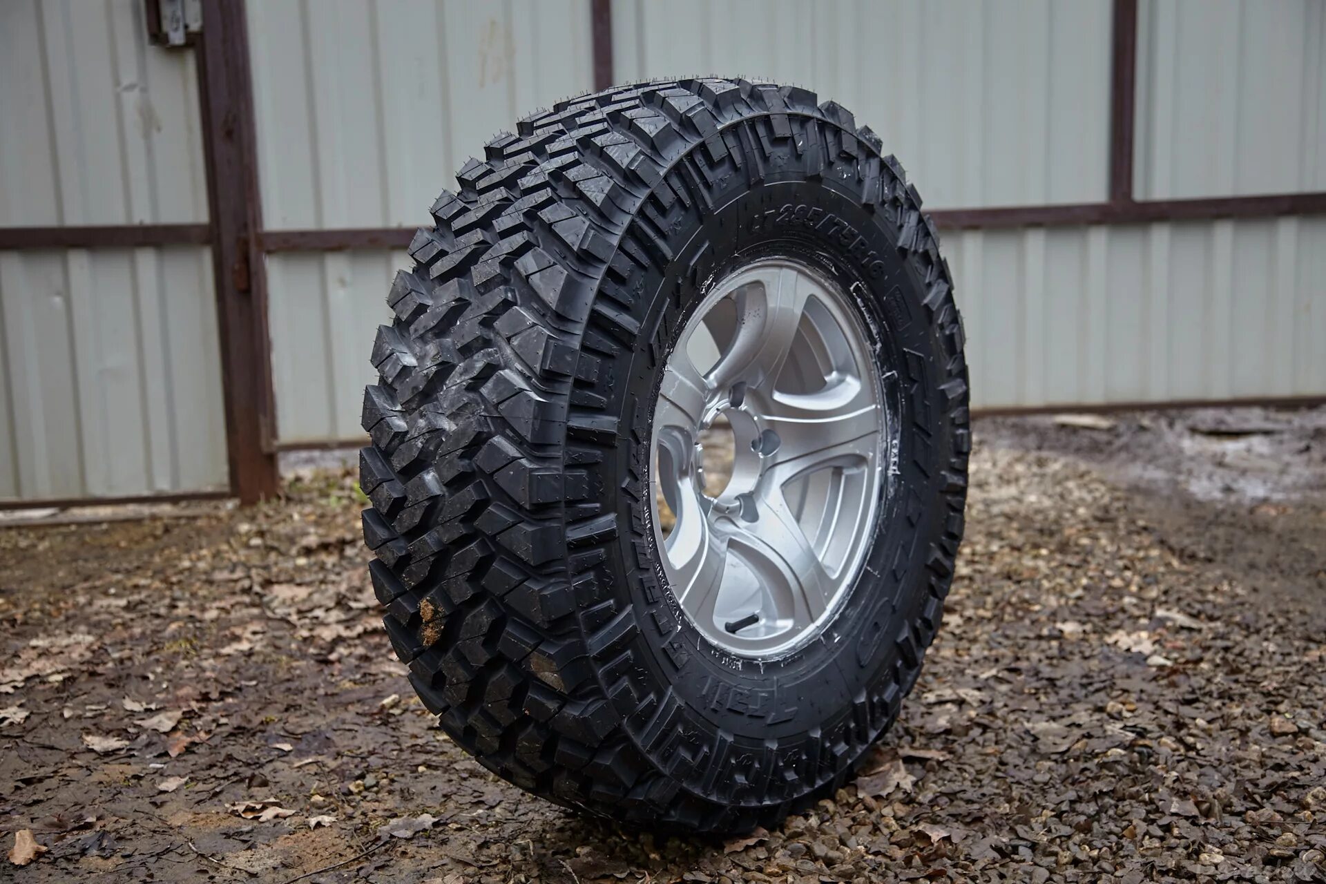 Грязевая резина б у. Nitto 285 75 16 MT. 285/75 R16 MT. Шины Nitto Trail Grappler m/t. Автошина Nitto Trail Grappler MT.