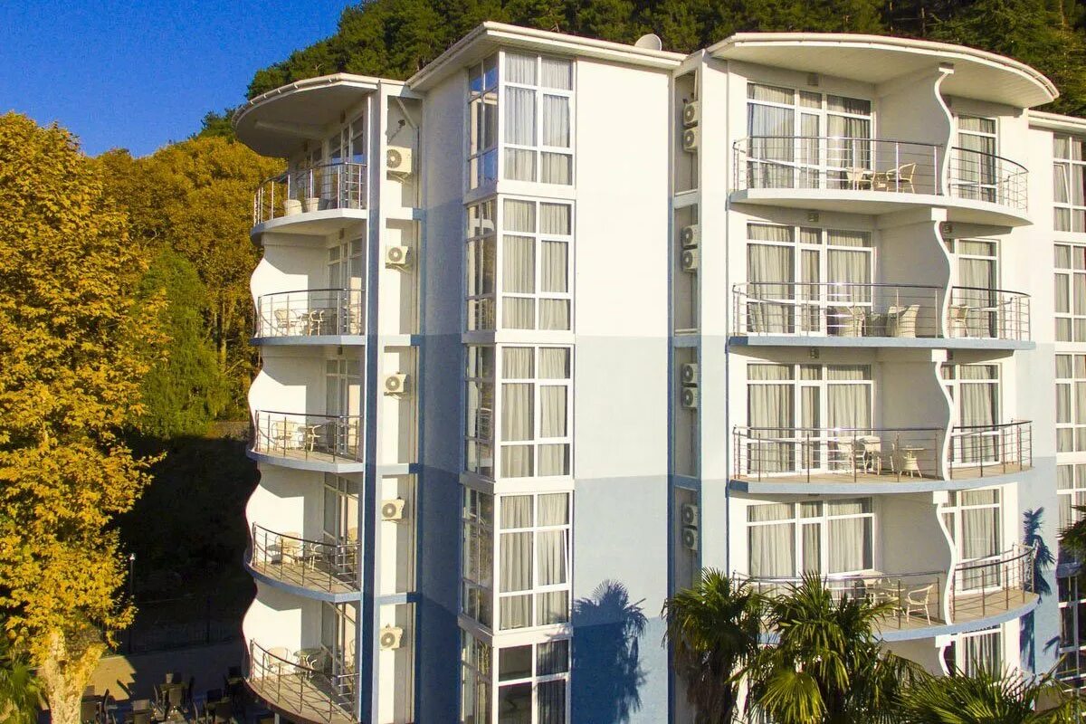 Garden resort gagra абхазия. Гагра резорт. Абхазия отель алекс бич 4. Sunrise garden hotel гагра. Гарден резорт гагра абхазия.