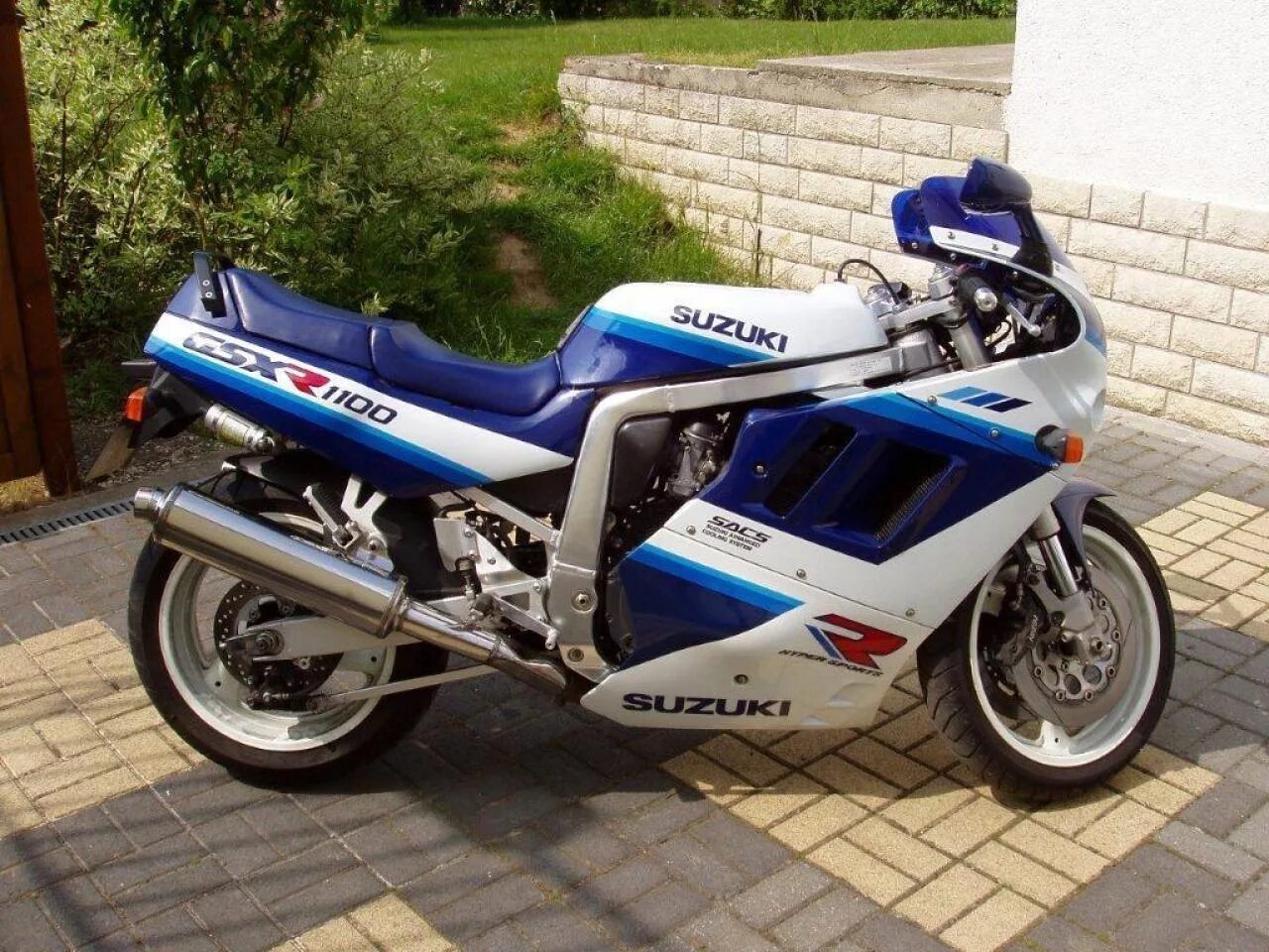 Suzuki gsx750es. Сузуки gsx1100s. Gsx r 1100. Suzuki gsx 1100f 1996 года. Suzuki gsx 1100.