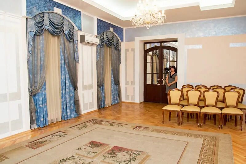 Дворец бракосочетания 3 москва. Зал дурасова дворец бракосочетания 3. Люблинский дворец бракосочетания 3. Дворец бракосочетания 3 москва юных ленинцев. Дворец бракосочетания люблино.