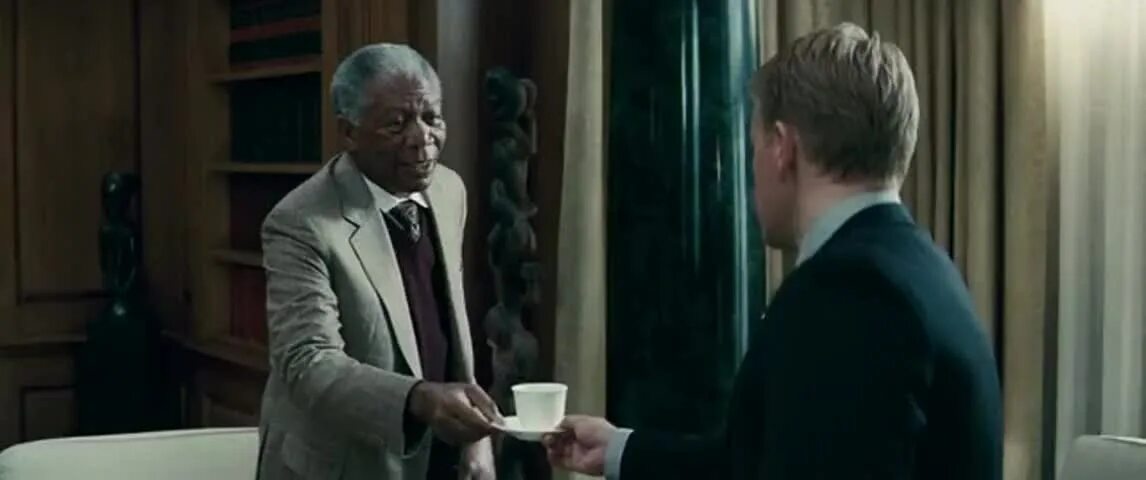 The greatest person in the world. Senior тестировщик. Senior тестировщик. Говорение картинки. Put the verb into the past continuous or past simple 14.