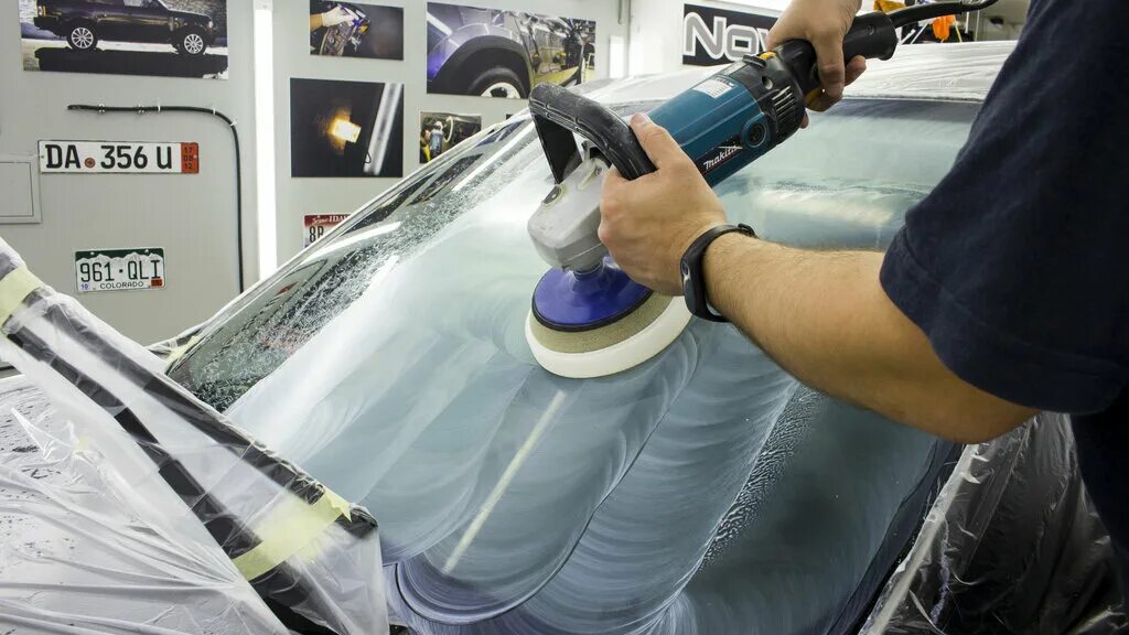 Полировка стекла своими руками в домашних Полировка лобового стекла в Doberman Custom Studio Opel Corsa D, 1,2 л, 2012 г