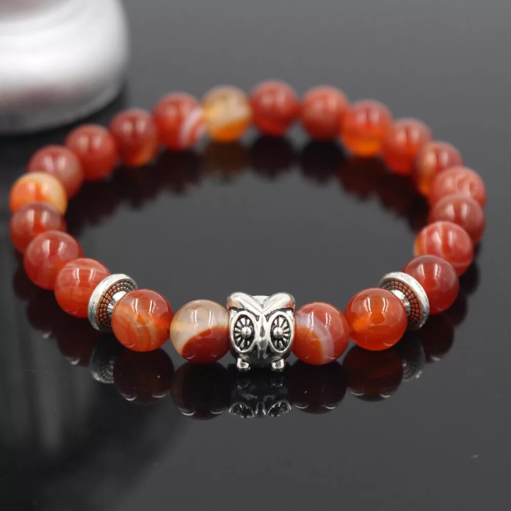 красная яшма камень льва. янтарные камни кубики. браслет женский из камня для льва. ). браслет из камней женский.