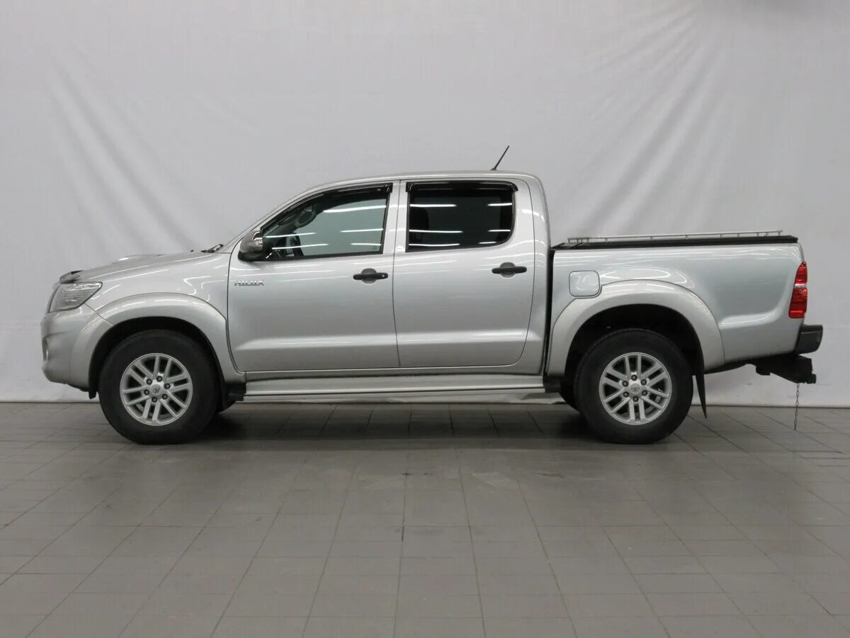 Toyota hilux vii 2004. хайлюкс 7 поколения. Toyota hilux 7 рестайлинг. Toyota hilux 7.