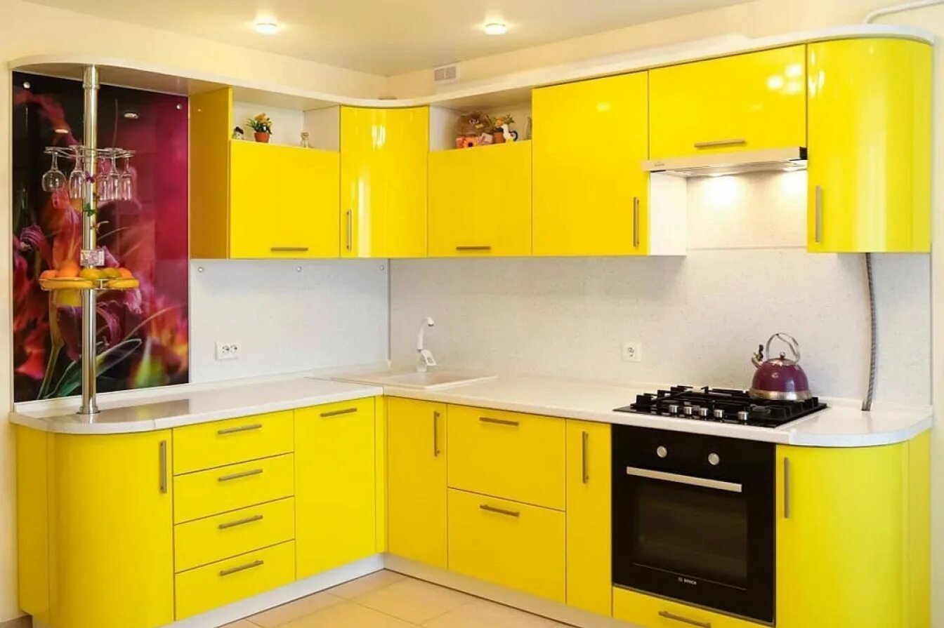 На заказ недорого и качественно. Желтые кухни. Кухонные гарнитуры. Желтая угловая кухня. Желтый кухонный гарнитур.