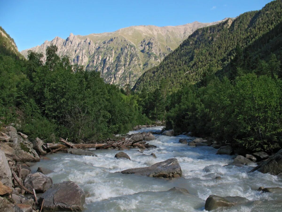 Исток реки Кубань. Истоки реки Кубань. Реки Кавказа Кубань. Учкулан река Горная.