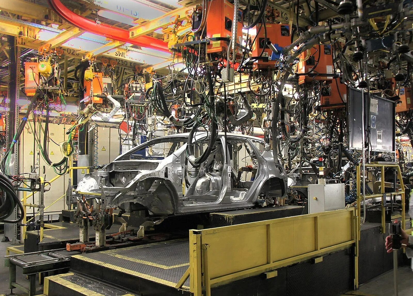 Завод ниссан в питере. Автозавод ниссан в санкт-петербурге. Nissan manufacturing rus. Сборочный цех ниссан. Петербургский автозавод nissan.