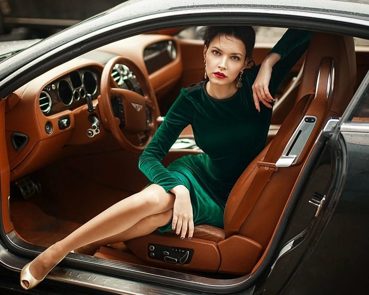 Снять дорогую девушку