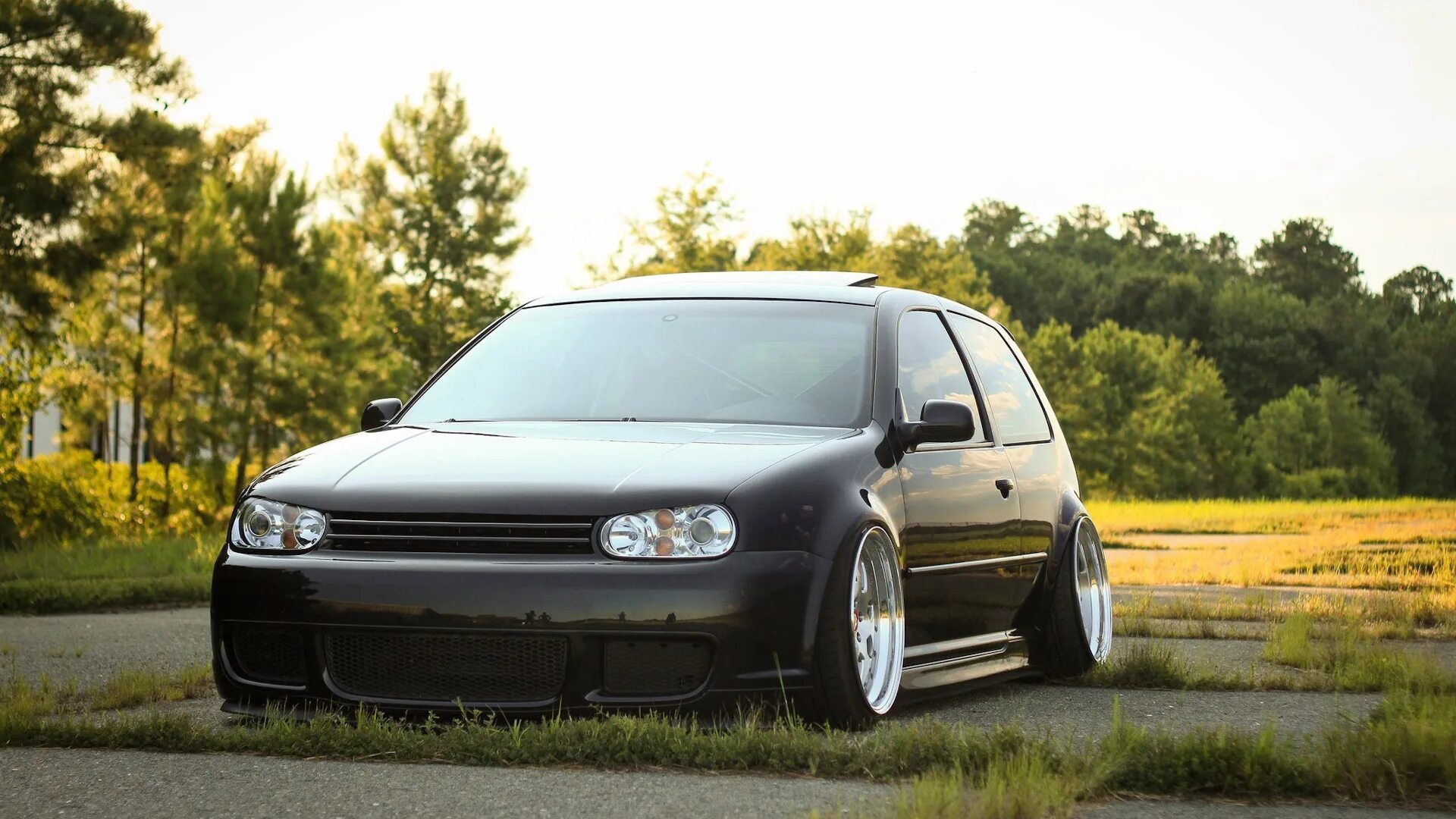 Volkswagen mk4. Volkswagen Golf 4 стенс. Golf MK 4 стенс. VW Golf mk4. VW Golf mk4 stance.