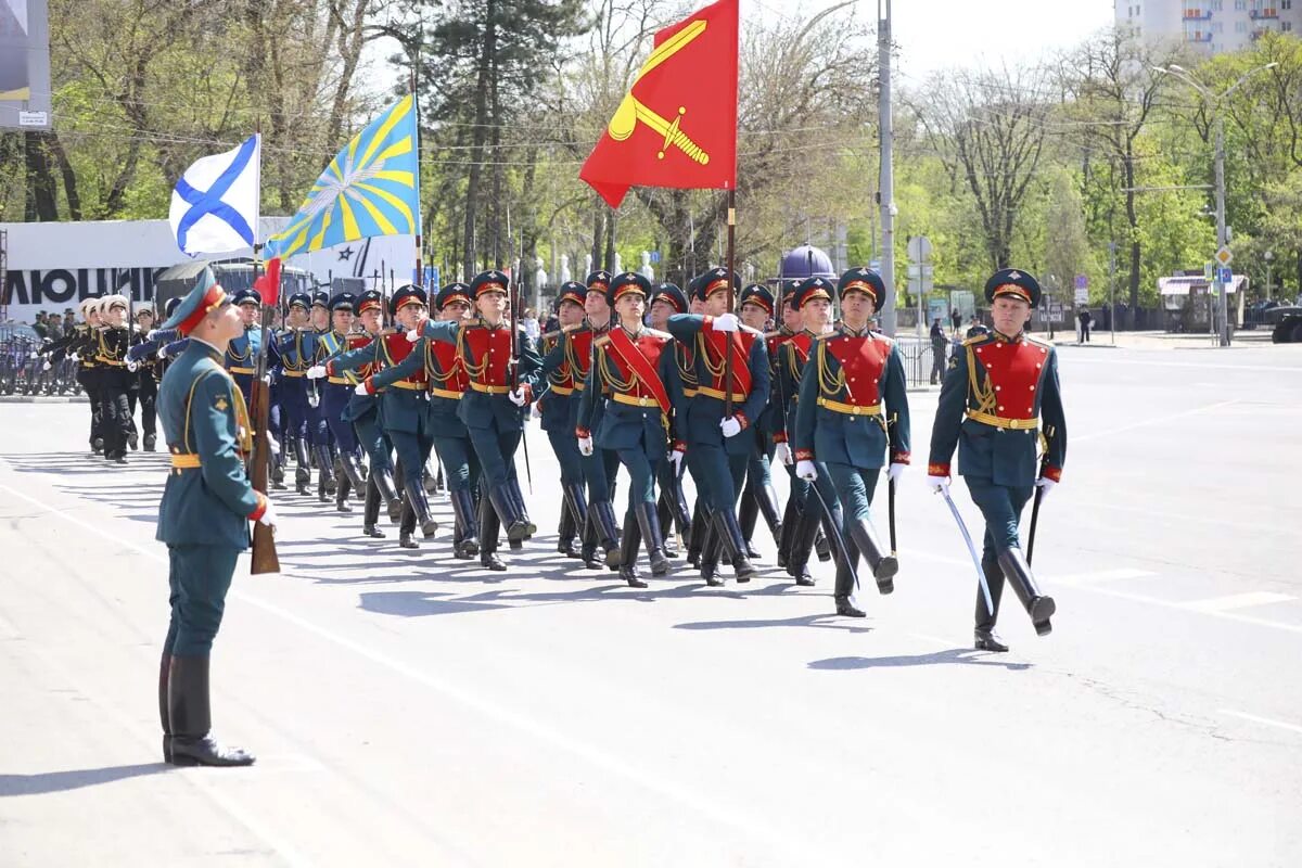 Генеральная репетиция парада Победы в Ростове-на-Дону. Генеральная репетиция парада Ростов на Дону. Генеральная репетиция парада в Волгограде 2023. Военный парад в Ростове на Дону. Парад ростове на дону