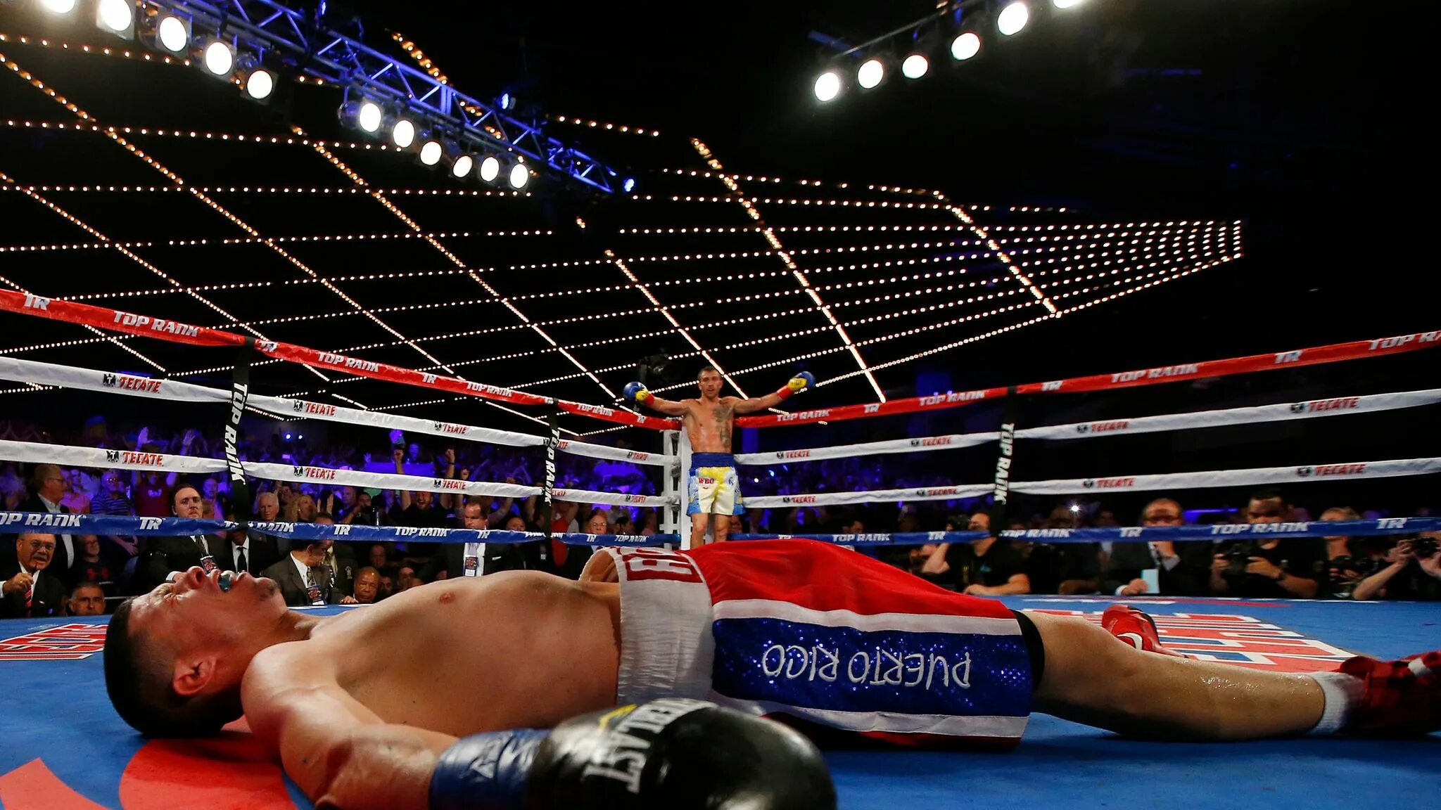 Жанибек алимханулы боксер. Рокки одновременный нокаут. Два брата боксера были отправлены в нокаут. Алексис частин боксёр смерть. Два брата боксера были отправлены в нокаут.