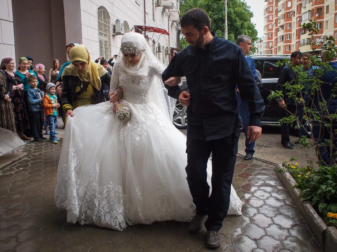 Богадовка вышла замуж