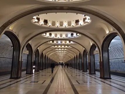 Во сколько открывается маяковская