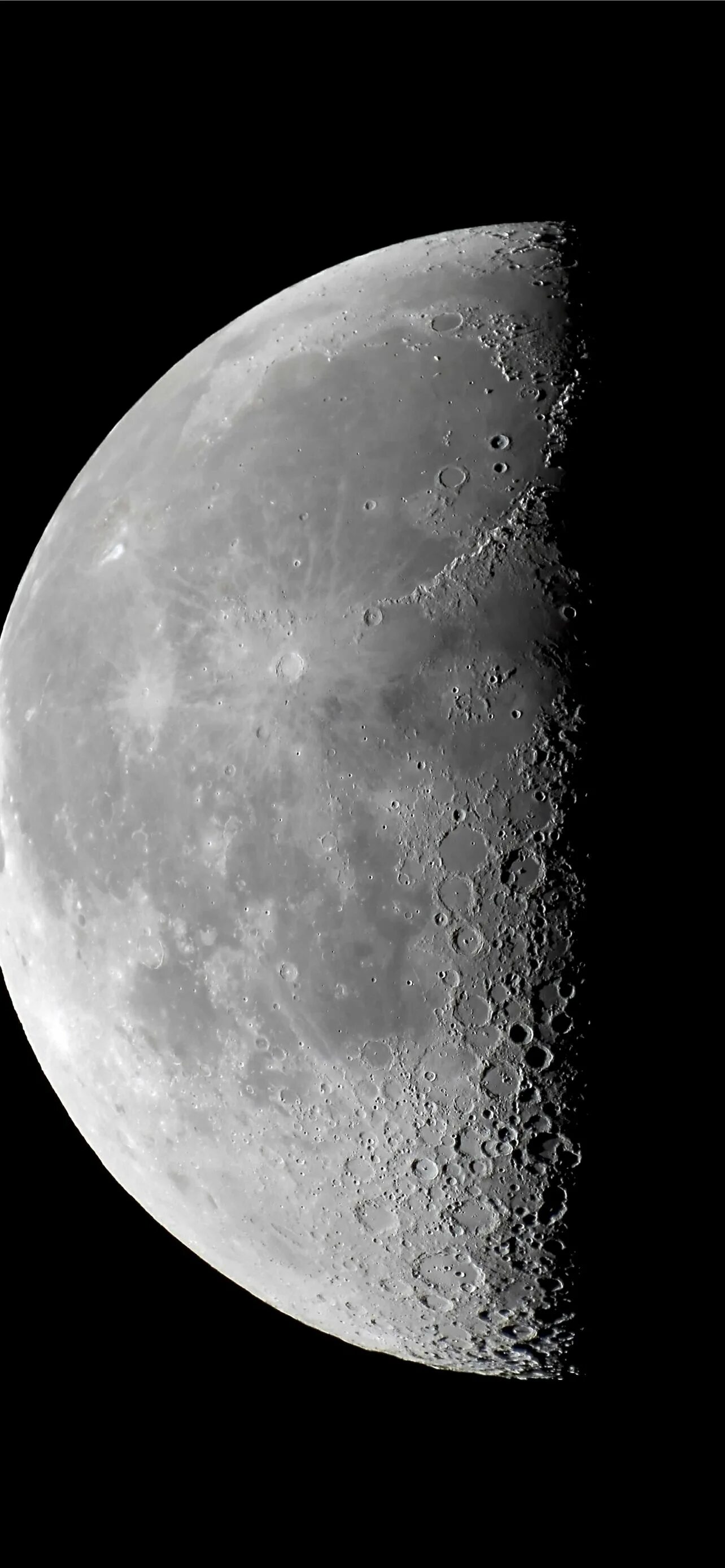 Луна на айфон 15. Луна физика. Луна 29.06.2007. Видимая сторона Луны. Gibbous Moon.