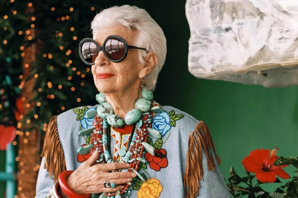 айрис грейс хэлмшоу. айрис уэст аллен. бытовое фэнтези читать. айрис лоу сейчас. айрис мёрдок ирландская писательница.