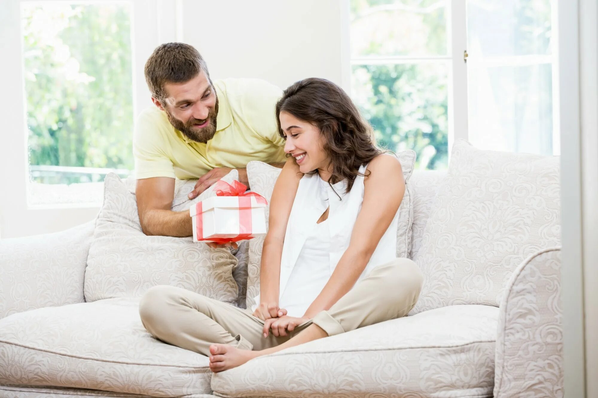 Me as a wife. Me as a wife. Мужчина и женщина на кухне. Супруги спят с телефоном. Cheating for wife another man.