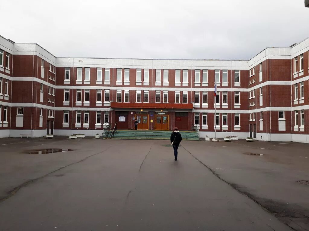 School spb. Лицей 572 Невского района. Школа 644 Санкт-Петербург. Школа 644 Приморского района. 644 Школа СПБ Приморский район.