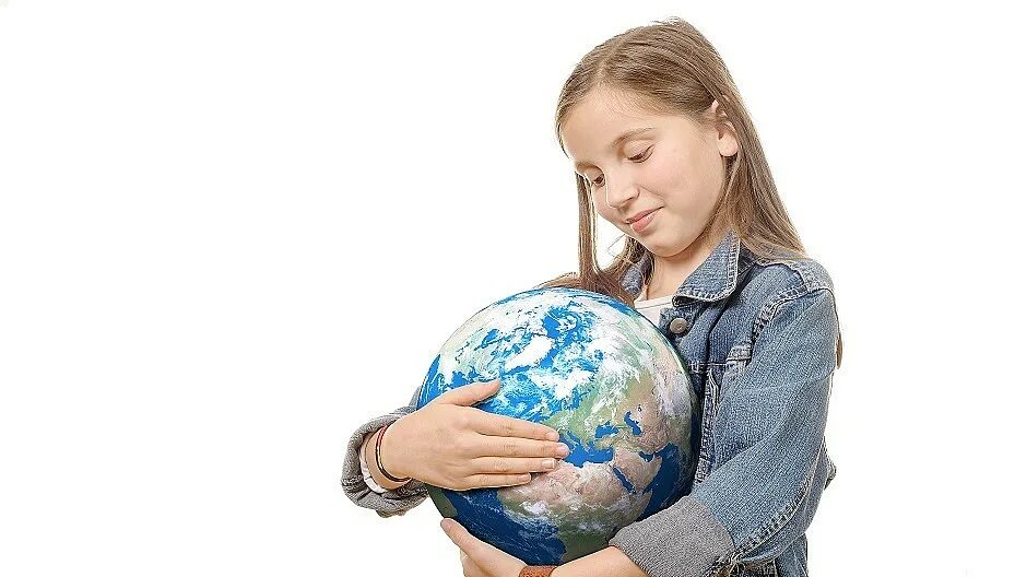 Девочка земной шар. Руки держат планету. Земля - планета людей. Планета в руках детей. Планета земля для детей.