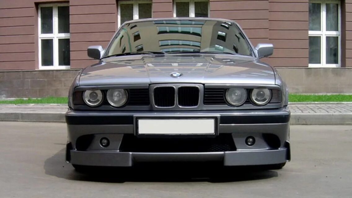 Передний бампер е34. BMW e34 Hamann. БМВ е34 Хаманн. Бампер BMW e34. BMW e34 передний бампер.