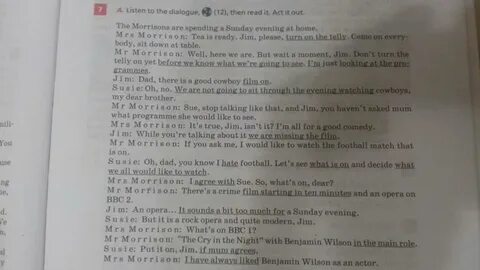 Read the dialogue and fill in the