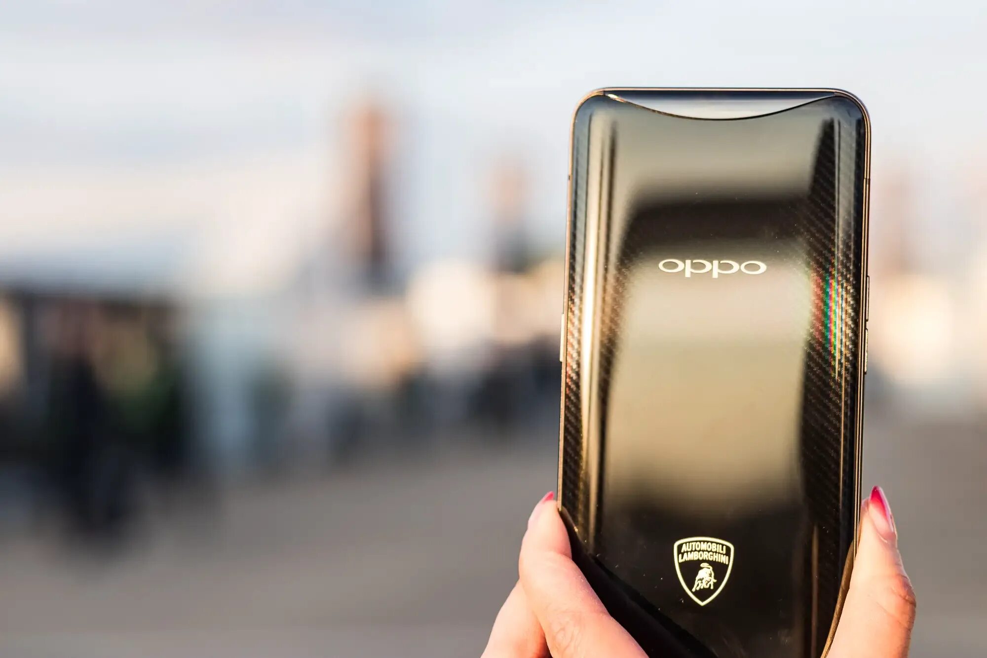 Орро find. Oppo lamborghini edition. oppo find x lamborghini edition. lamborghini oppo машина. oppo find x6 чехол.