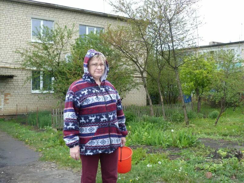 Лицами проживающих. Орловская область Кромской район село Вожово. Орловская обл., Кромской район, с. Вожово;. Вожовская СОШ Кромского района Орловской области.