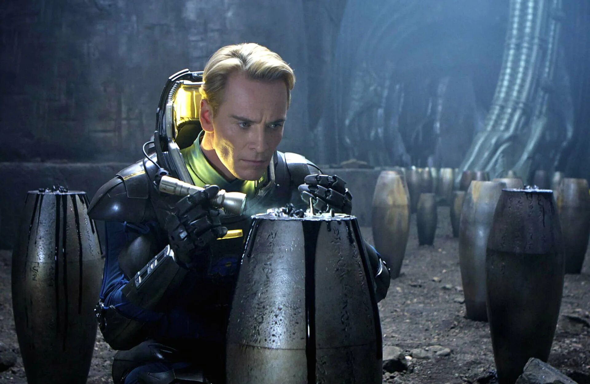 Прометей фильм 2012 червь. Прометей 2012 пришельцы. Прометей фильм 2012. Прометей prometheus. Прометей 2012.