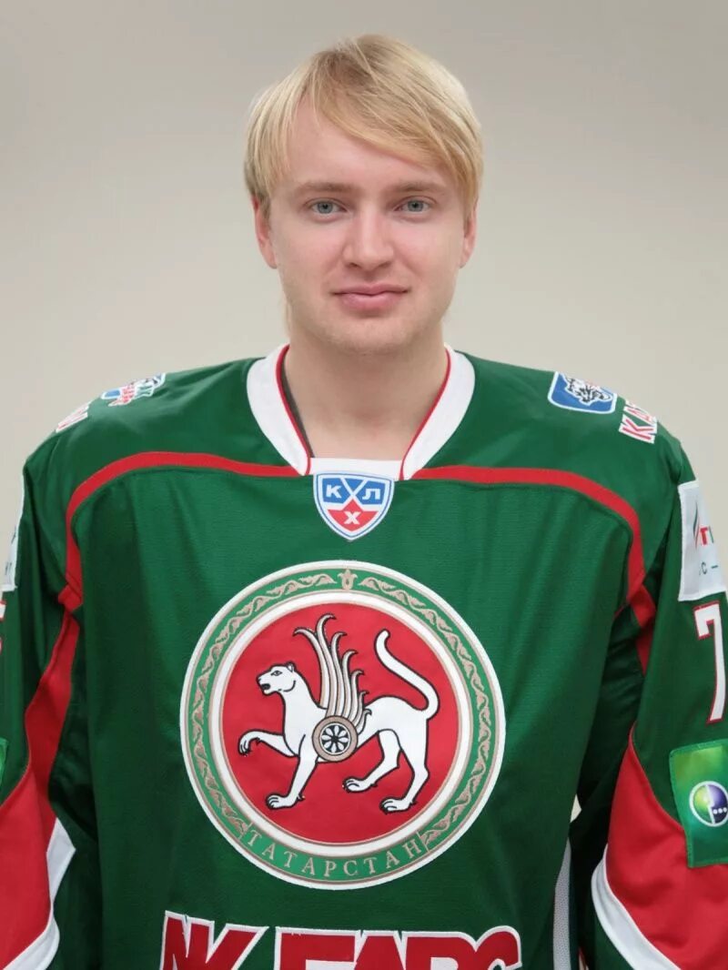 Панин хоккеист салават. Панин Салават Юлаев. Гриша Панин хоккей.