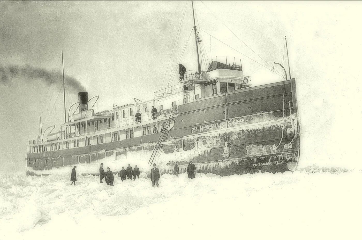 Steamer пароход. Плакат с пароходом. Одесский пароход Постер. Пароход и лошадь. Отследить пароход