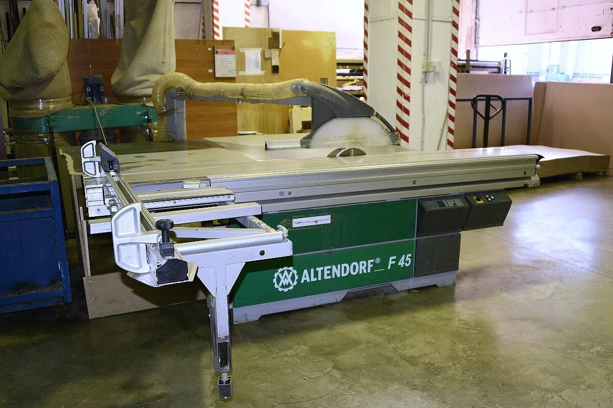 Форматно раскроечный станок альтендорф. Форматно-раскроечный станок altendorf f45. форматно-раскроечном станке altendorf f45. форматный станок altendorf f45. распиловочный станок altendorf f45.