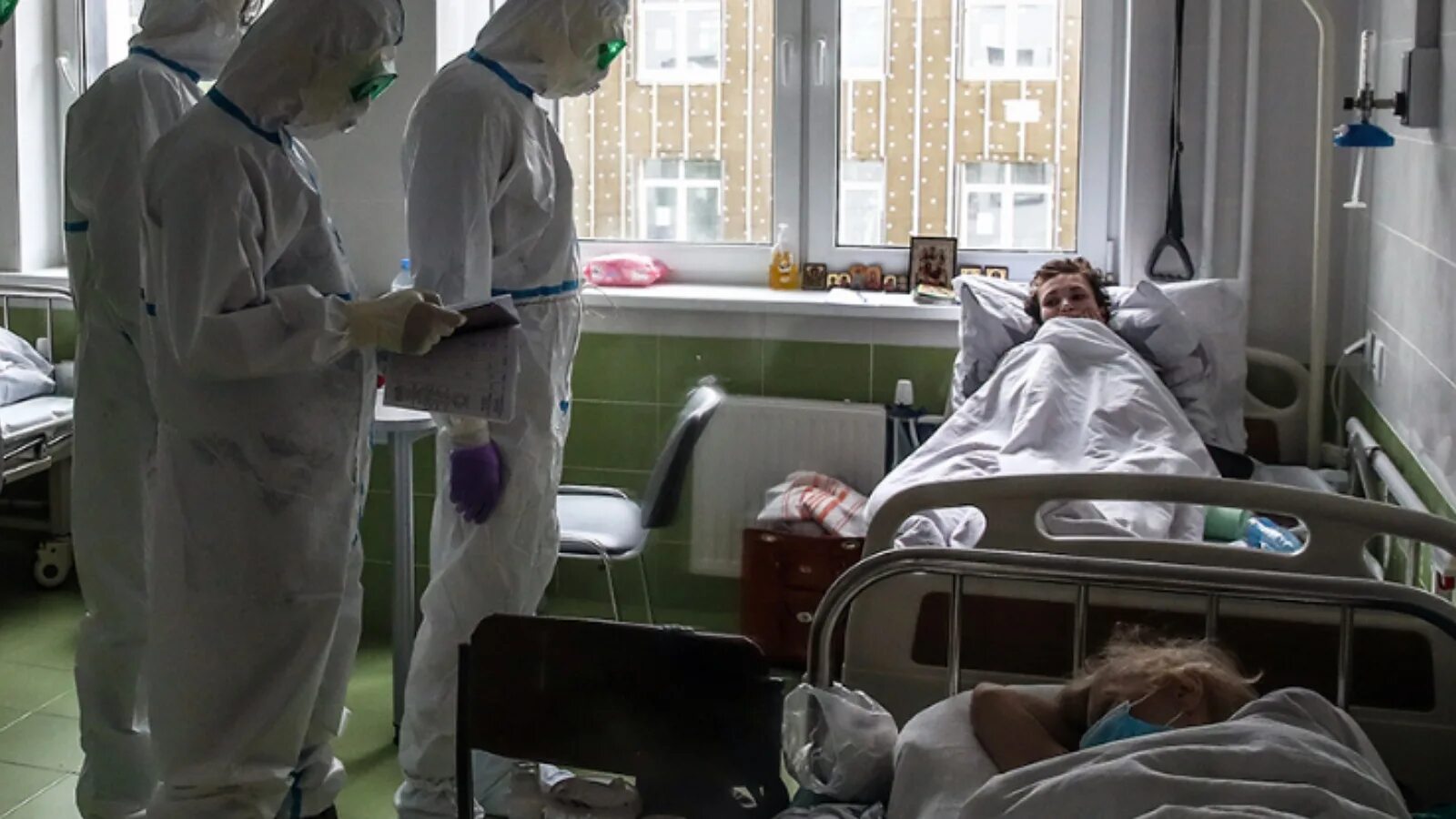 масочный режим отменен. передача коновируса воздушно-капельным путём. ученые эпидемиологи. первый случай коронавируса в мире. рекомендовано здравоохранения.