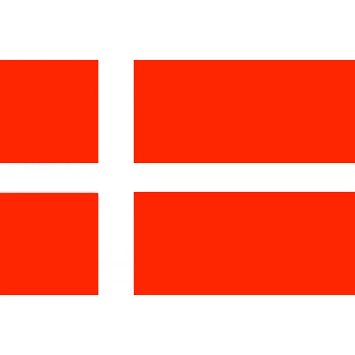 Как выглядит флаг дании. Флаг Дании. Флаг Дании 1219 года. Флаг Дании в 17 веке.
